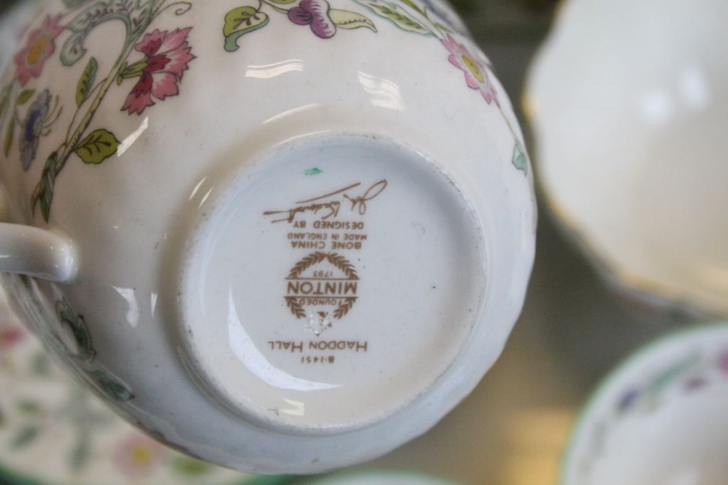 Large Devonshire ceramic Jug & Bowl set & a Minton Teaset in "Haddon Hall" pattern and a Moustache - Image 5 of 6