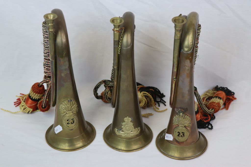 A Collection Of The British Military Bugle's, All Adorned With Military Badges To Include One To The - Image 2 of 8