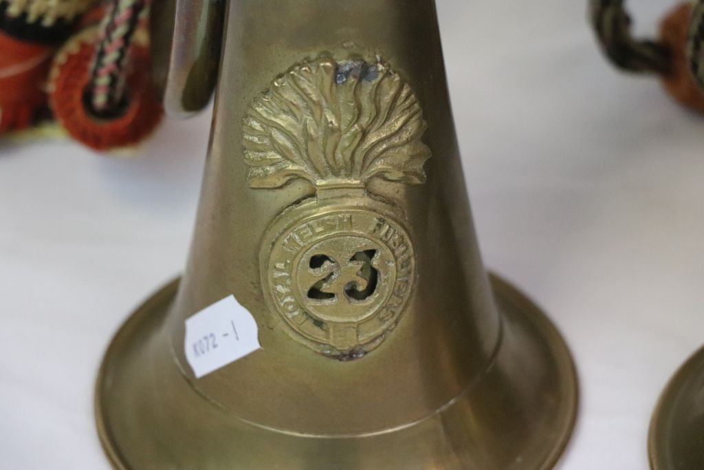 A Collection Of The British Military Bugle's, All Adorned With Military Badges To Include One To The - Image 4 of 8