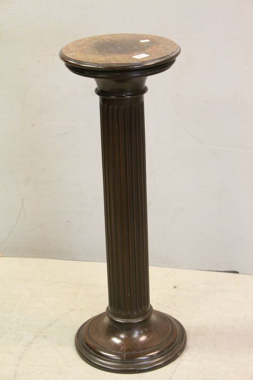 19th century Mahogany Corinthian Column Jardiniere Stand, 93cms high