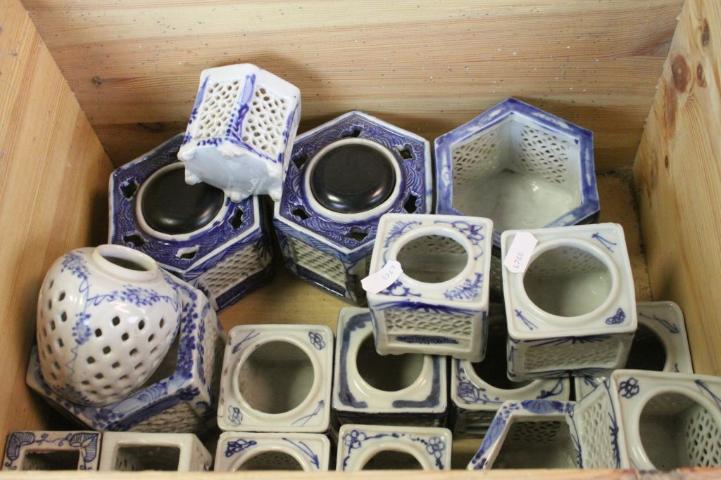 Large quantity of blue & white oriental candle stands and vases with pierced decoration - Image 3 of 3