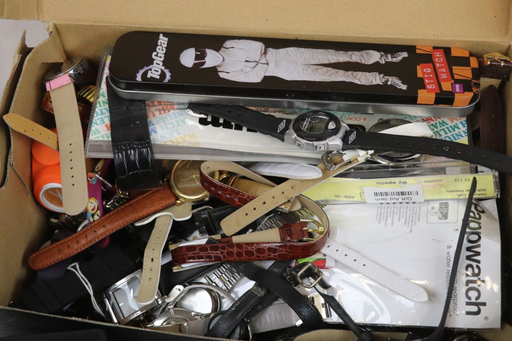 Box of mixed vintage & other Watches to include Mechanical - Image 2 of 4