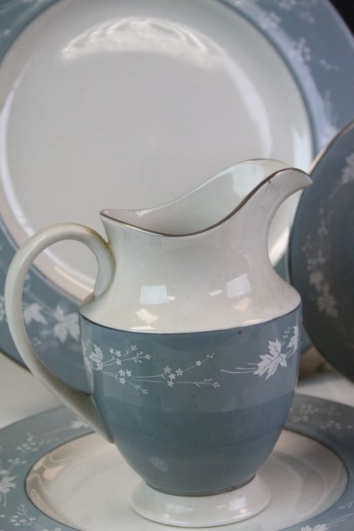 Large collection of Royal Doulton Dinner ware in "Reflection" pattern - Image 4 of 9