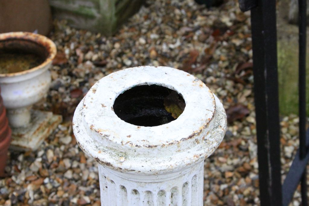 White painted cast iron column of classical form together with a similar cast iron jardiniere - Image 2 of 3