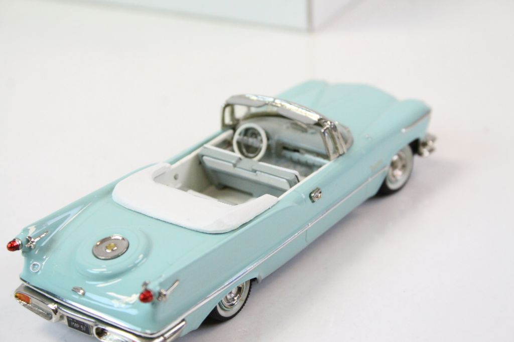 Boxed 1:43 Conquest Models Nr 34 1957 Imperial Crown convertible in Seafoam Aqua, vg - Image 5 of 7