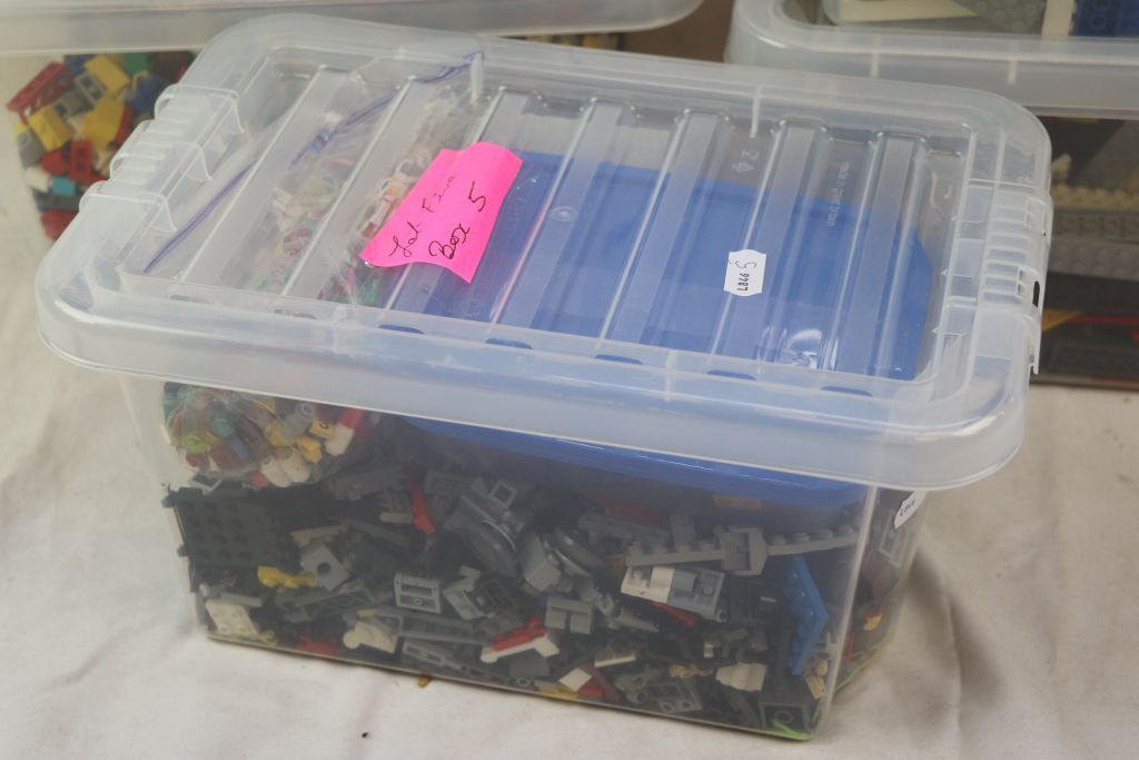 Large quantity of various original Lego bricks and accessories (6 tubs) - Image 3 of 3