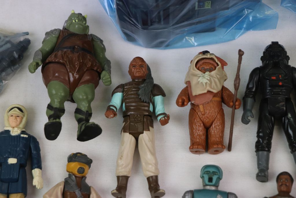 Star Wars - 17 Original figures (showing play wear) to include Lumat, Paploo, Han Solo, Gamorrean - Image 3 of 10