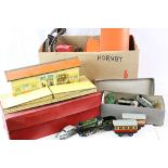 Six boxed Hornby O gauge accessories to include No 1 Footbridge, No 1 Water Tank, No 1 Level