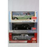 Three boxed 1:18 Sun Star diecast models to include 1332 1957 Ford Fairline Skyliner the retractable
