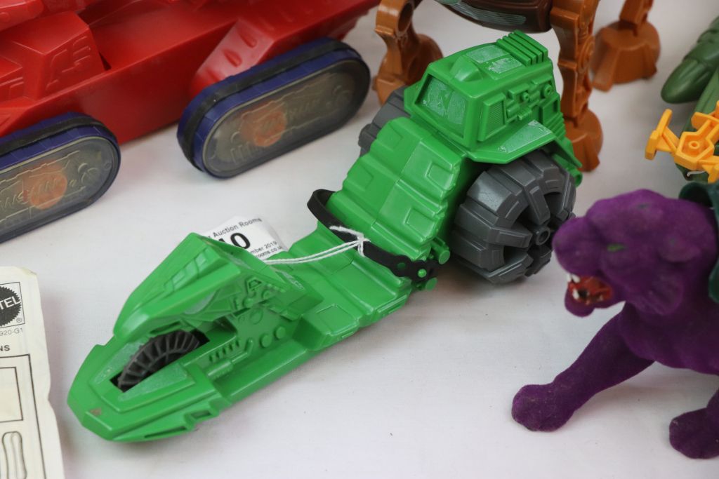 Six original Mattel He Man Masters of the Universe accessories to include Attak Trak, Battle Cat - Image 5 of 8