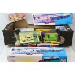 12 boxed diecast models to include Corgi No.289 VW Polo, The Showmans Range 16502, 16502, 31702, 2 x