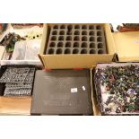 Collection of Games Workshop & Warhammer figures and accessories to include mainly plastic examples,