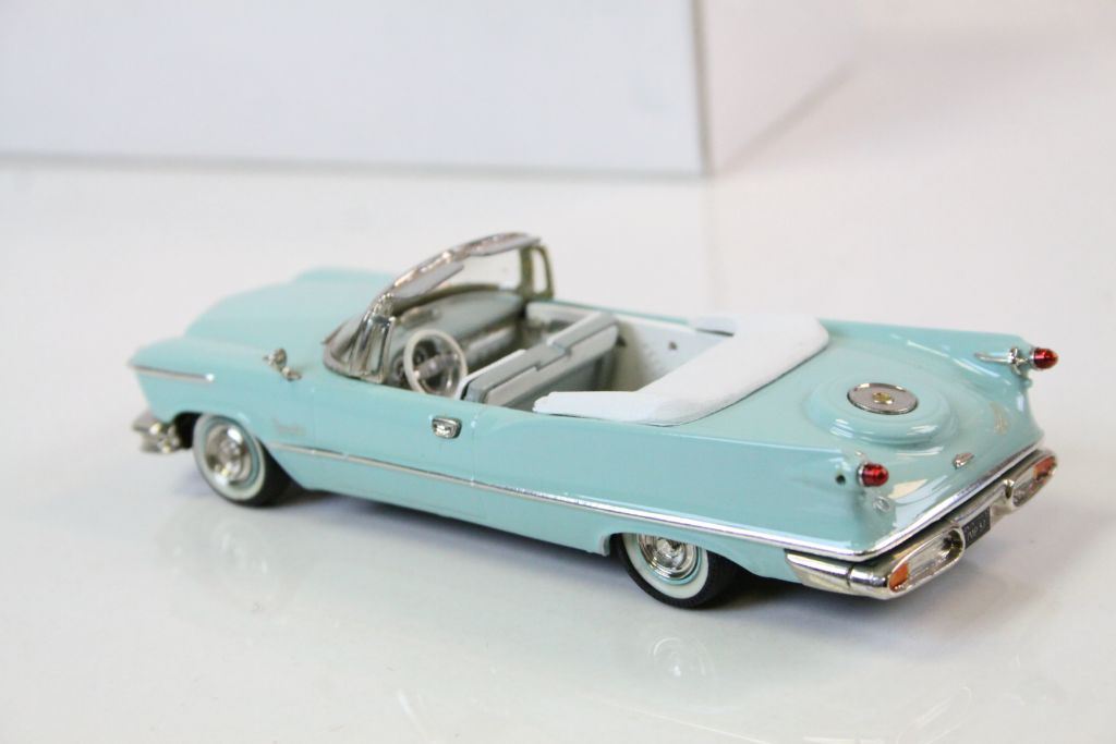Boxed 1:43 Conquest Models Nr 34 1957 Imperial Crown convertible in Seafoam Aqua, vg - Image 6 of 7