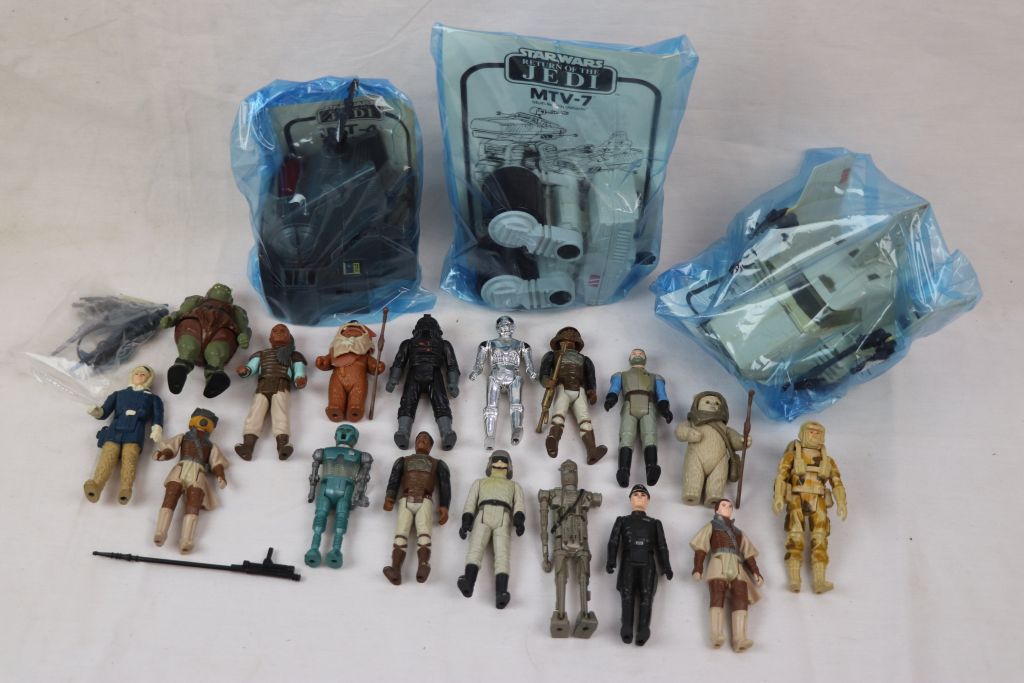 Star Wars - 17 Original figures (showing play wear) to include Lumat, Paploo, Han Solo, Gamorrean