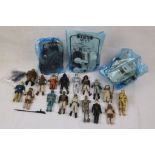 Star Wars - 17 Original figures (showing play wear) to include Lumat, Paploo, Han Solo, Gamorrean