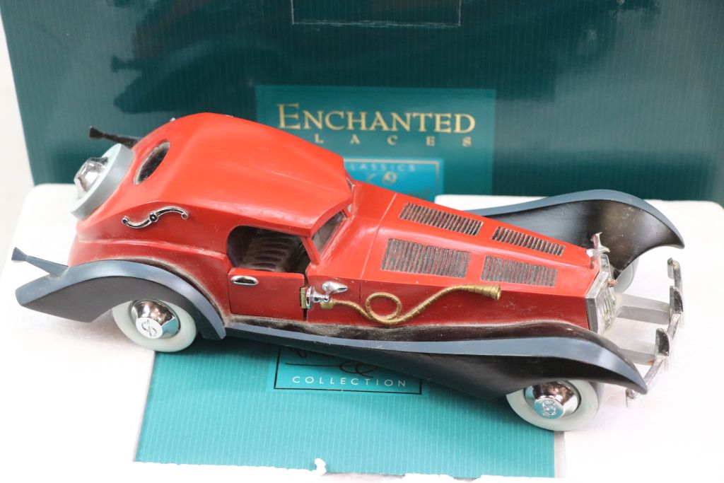 Walt Disney Classic Collection (WDCC) Disney Cruella's Car 101 Dalmatians (tear to box opening) with - Image 3 of 3