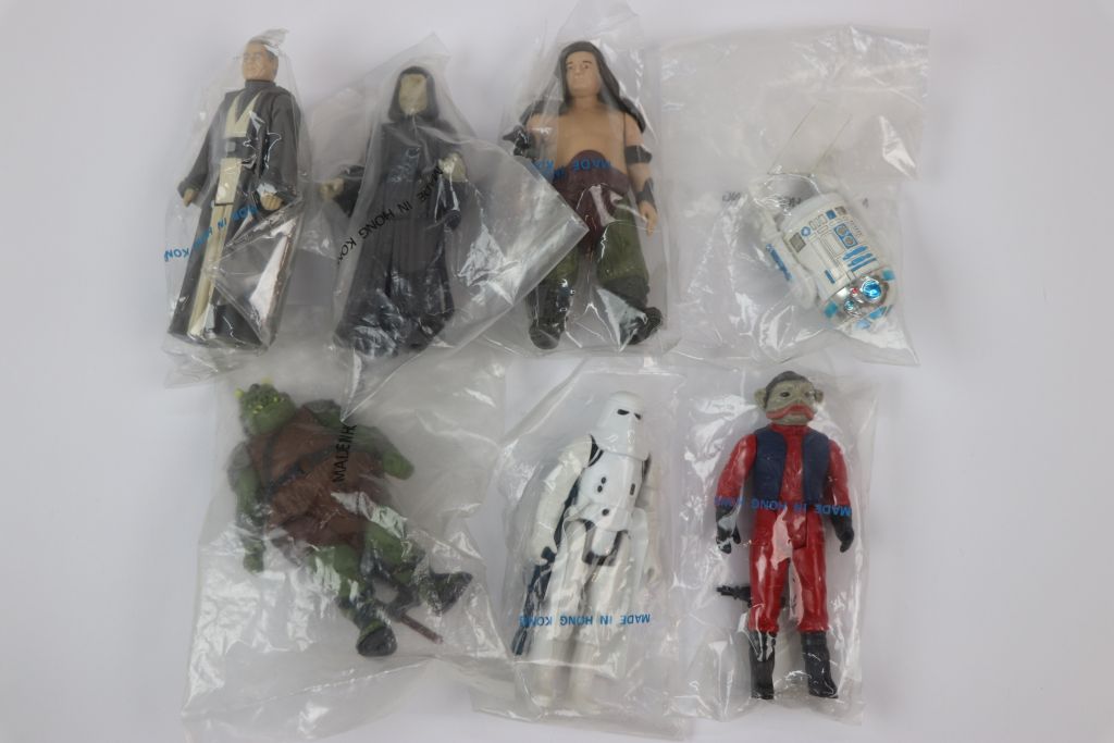 Star Wars - Seven 'baggies' figures with 'Made in Hong Kong' bags, one with unopened seal the others - Image 2 of 9