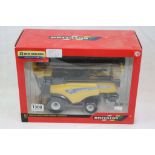 Boxed 1:32 Britains 42412 New Holland CX8090 Combine Harvester (vg)