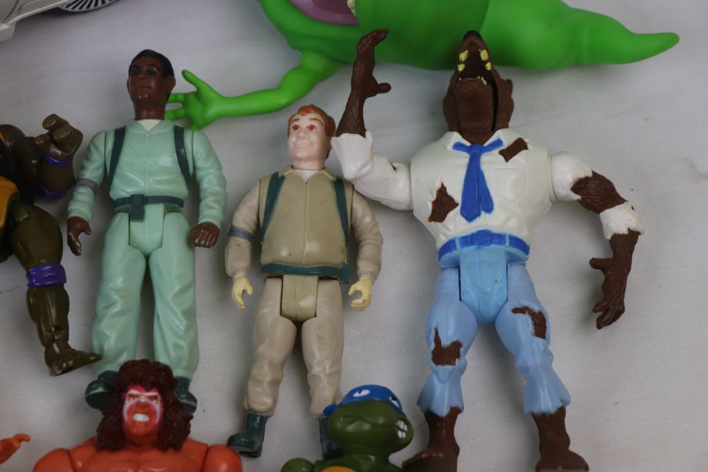 Ghostbusters, Turtles, WWF & Transformers - Quantity of figures and vehicles to include - Image 8 of 13