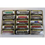 15 Boxed Graham Farish N gauge items of rolling stock, all coaches