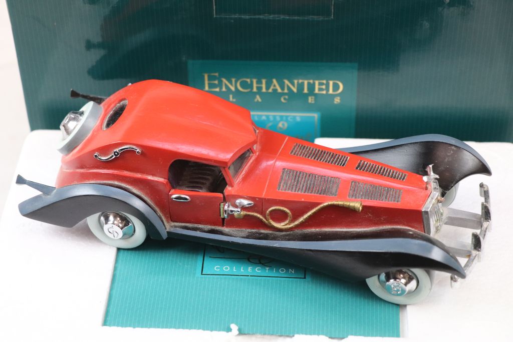 Walt Disney Classic Collection (WDCC) Disney Cruella's Car 101 Dalmatians (tear to box opening) with - Image 2 of 3