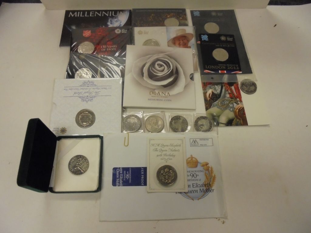 Collection of commemorative crown coins to include; Battle of Waterloo, Salvation Army, Diana etc