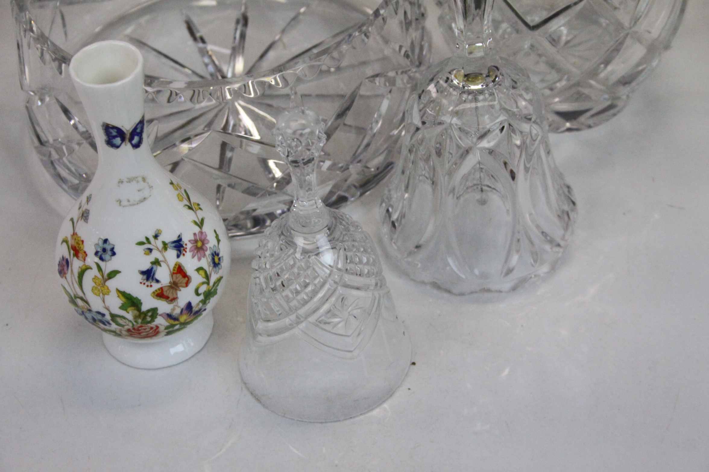 Collection of assorted crystal including; fruit bowl, vase etc - Image 3 of 4