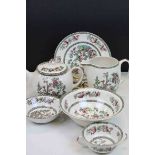 Comprehensive Johnsons Brother Indian tree pattern dinner service, to include teapots, plates etc