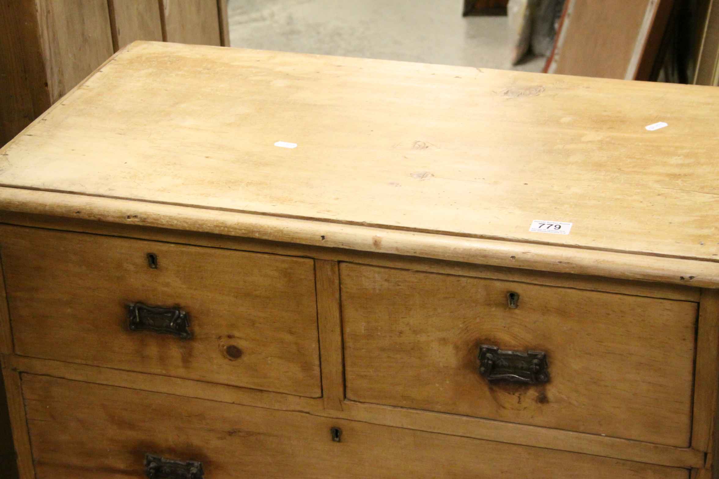 19th century Pine Chest of Drawers, 82cms wide - Image 3 of 4