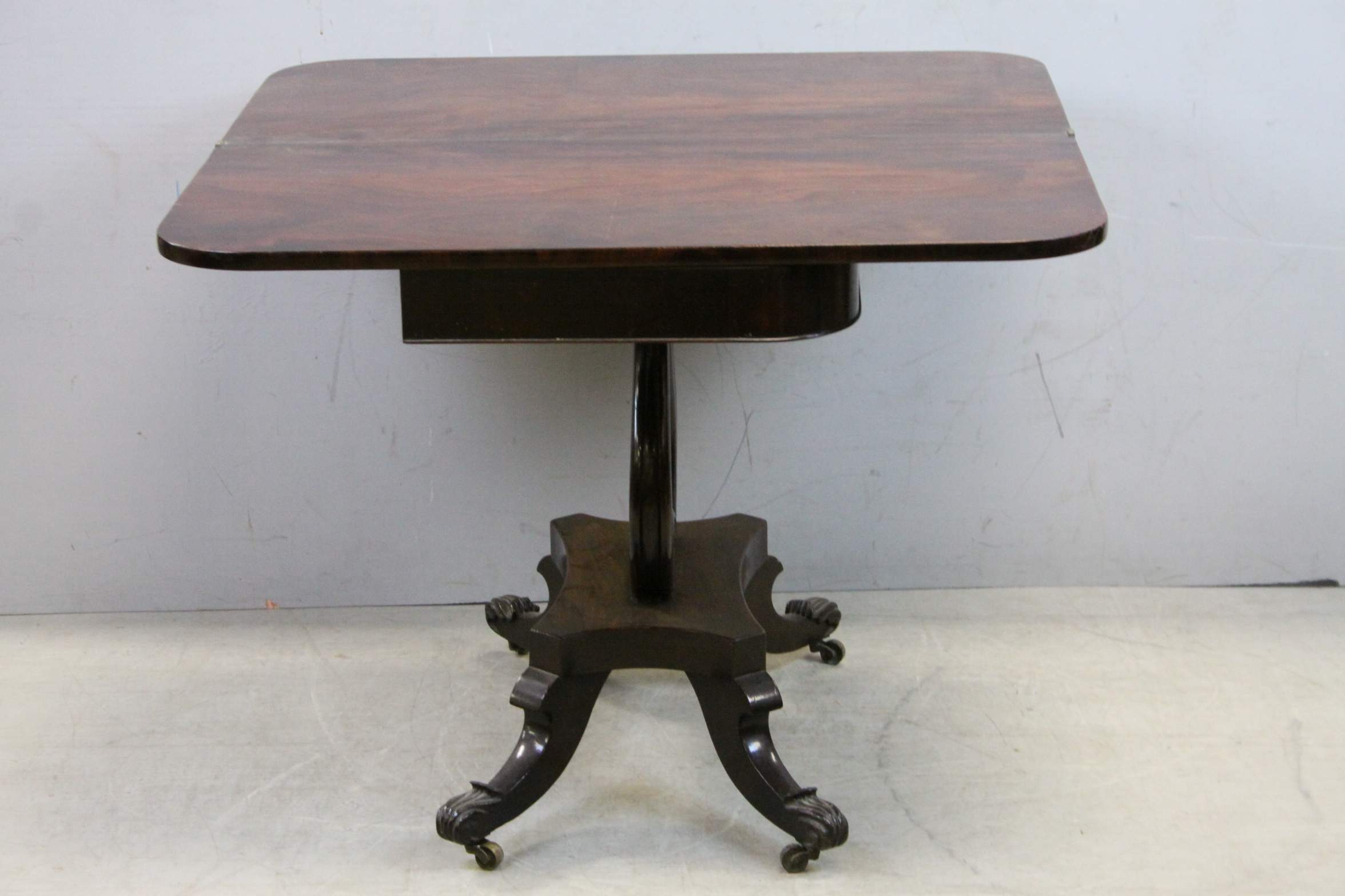 Regency Mahogany Tea Table on a Lyre Support and Swept Legs, 90cms wide - Image 2 of 6