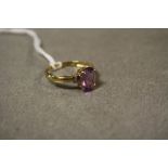 9ct gold amethyst & diamond chip ring, size O