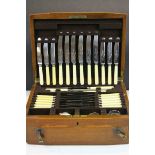 Mid 20th Century oak cased Richard Graves & Sons cutlery set