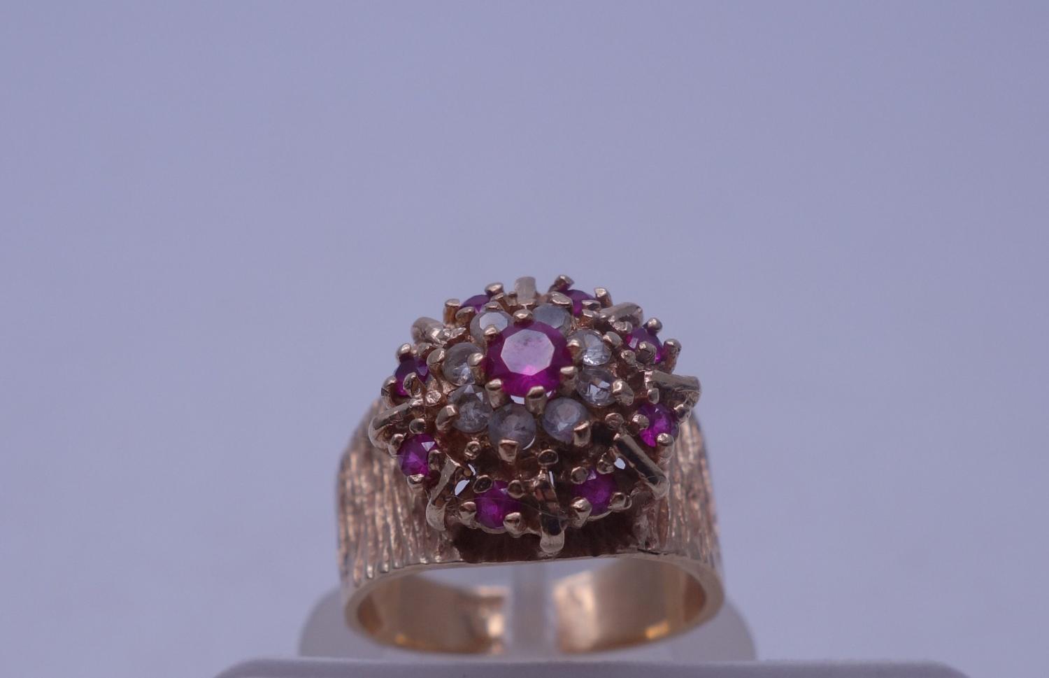 Ladies Edwardian period dress ring set with pink stones and clear glass stones size K, 5.4 grams