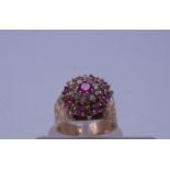 Ladies Edwardian period dress ring set with pink stones and clear glass stones size K, 5.4 grams