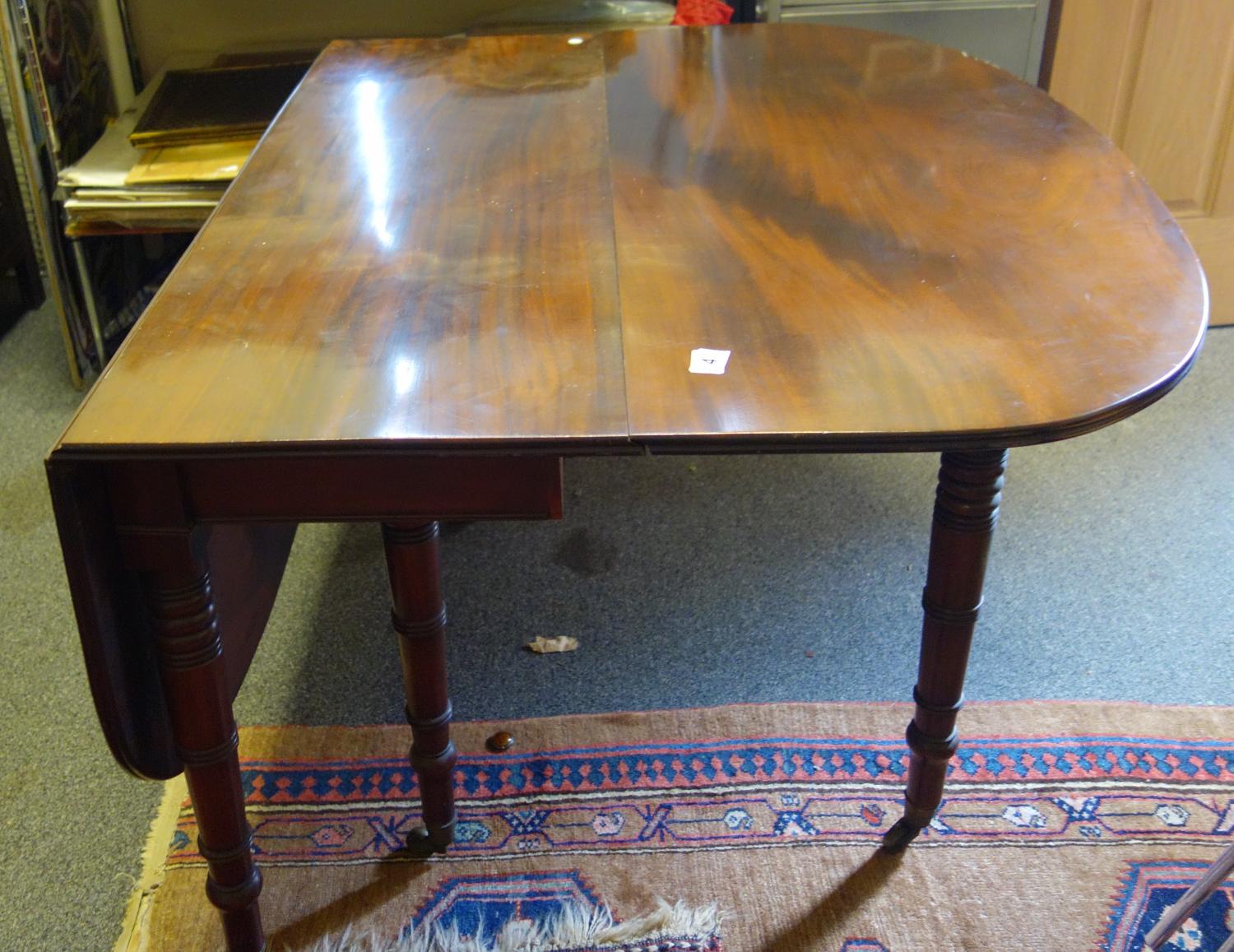 Superb mid 19 th century oval topped drop leaf dining table with gate leg action, the top table - Image 2 of 3