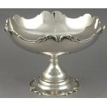 An Edwardian silver tazza, London 1903, circular with an ogee rim on a circular base, 526g