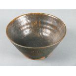 William MARSHALL (British 1923-2007) Stoneware pottery bowl, dark green glazed with incised