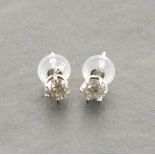 18ct white gold diamond studs, 0.25ct each, total 0.50ct