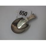 Georgian bright cut caddy spoon with horse shoe shaped bowl. B'ham