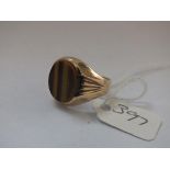 Gents cats eye 9ct signet approx size O