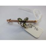 9ct peridot and garnet clover leaf brooch