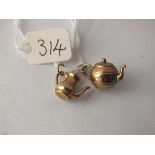 Two 9ct tea pot charms 2g