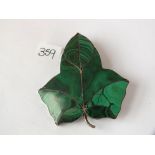 Large silver & Malachite leaf brooch 27.5g inc