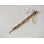 Gold Sampson Mordan pencil with bloodstone terminal 8.5cm long
