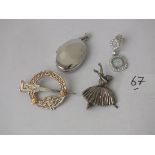 Bag silver jewellery items