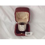 Scroll engraved napkin ring, Shef 1908 by JD & S 32g. in a fitted box