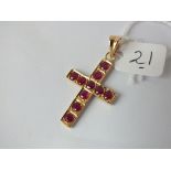 Large (4cm long) high carat gold ruby cross set with 10 large rubies 4.8g inc