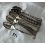 Set of twelve engraved OE pattern tea spoons, Shef 1922 282g.