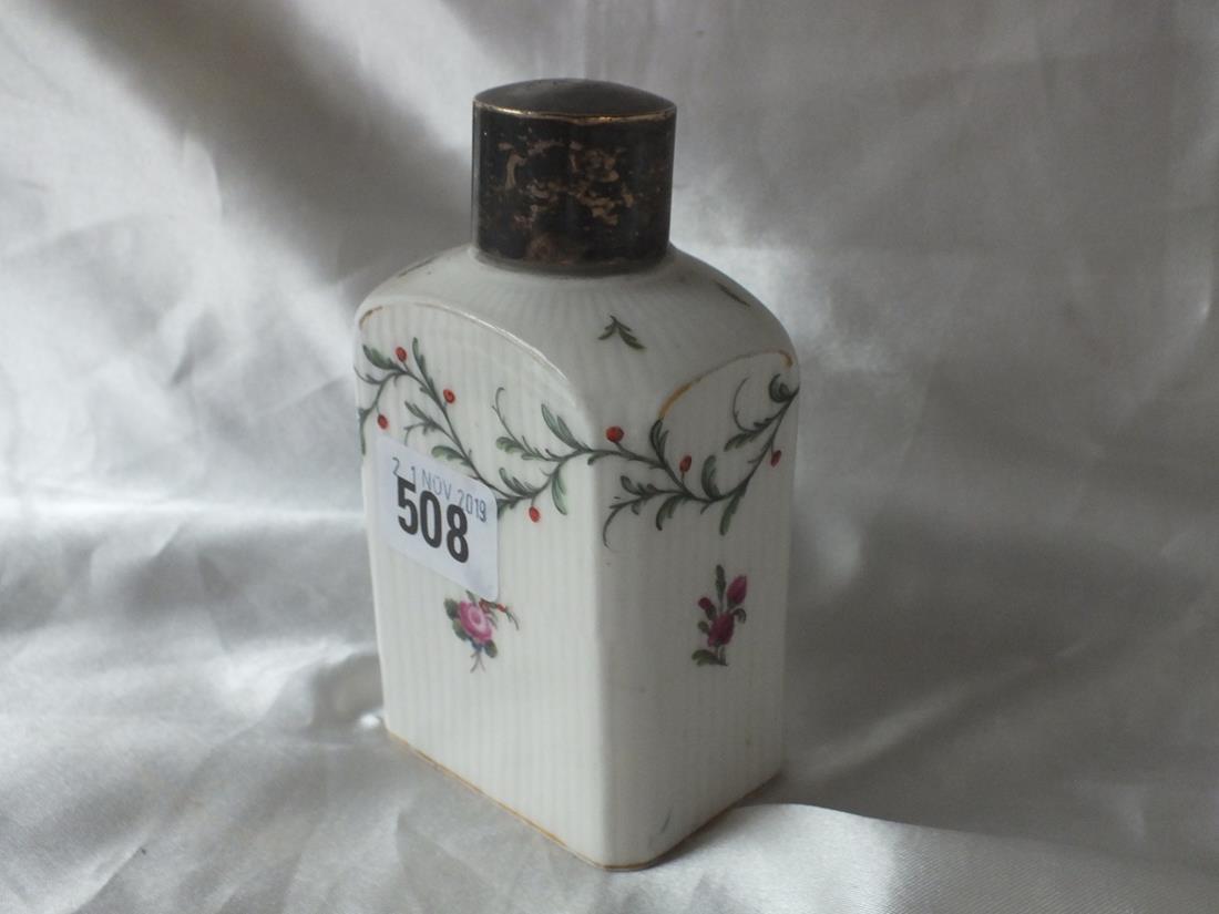 China floral decorated tea caddy with screw on cover, 4.5” high Lon 1884 - Image 2 of 5