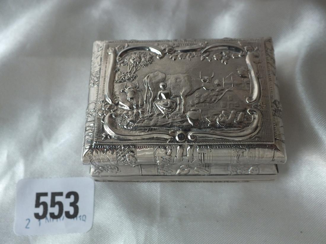 Dutch antique dressing table box, embossed with figures, 2.5” long 50g. - Image 4 of 5